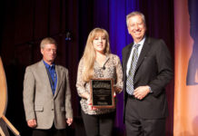 Renowned Painter Richard Schmid Receives Lifetime Achievement Award