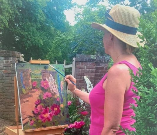 Ginny Good painting en plein air