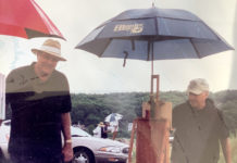 Memorial to Tom Heinsohn, Basketball Star and Artist Tom Heinsohn and Paul Gallant painting outdoors