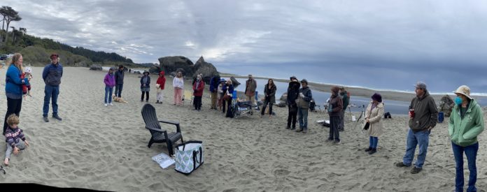 A plein air paint-out at Moonstone