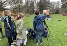 Sharing the Love Kids painting en plein air