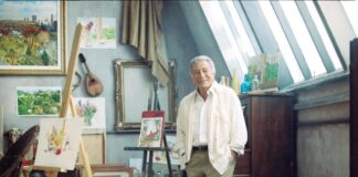 Tony Bennett with his artwork. Image courtesy of Benedetto