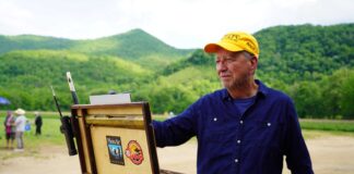 Our host and CEO, Eric Rhoads also set up an easel to paint at Darnell Farms.